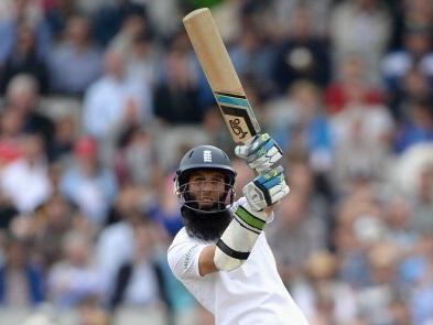 New spin king Moeen Ali shows he can also bat a bit